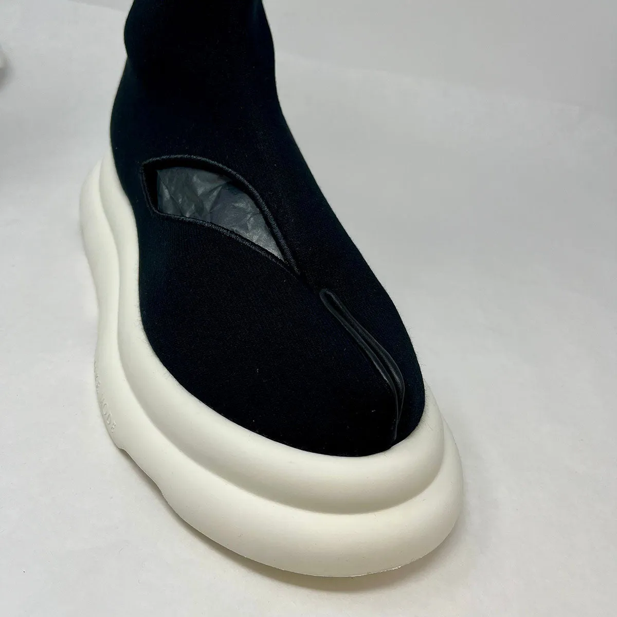 A.W.A.K.E Mode Sneakers
