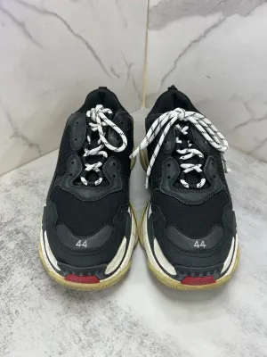 Balenciaga  Triple S Sneakers Black Size 44 LNS3674